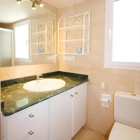 Moreras アパート *